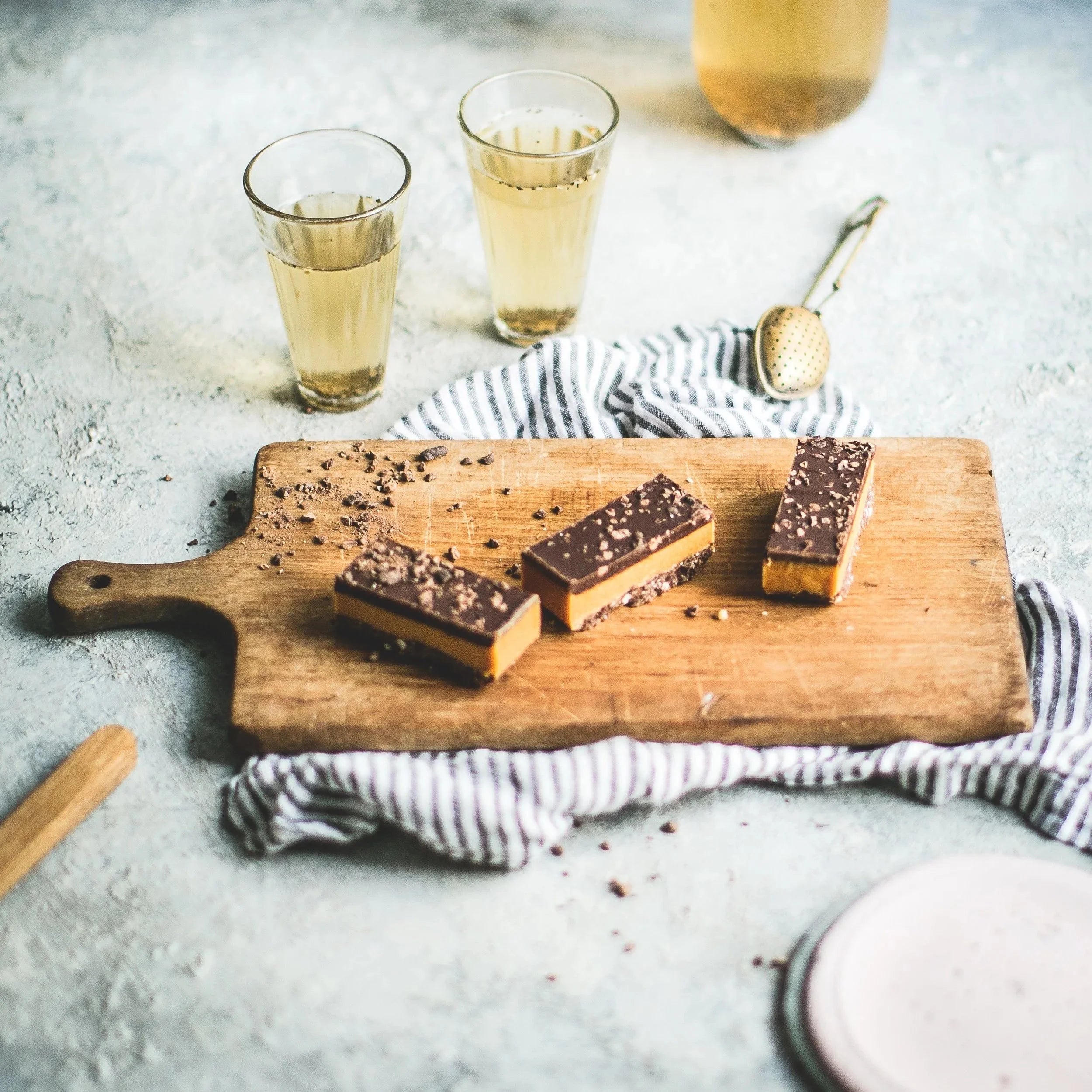 Choc Slices Mixed Selection x 12