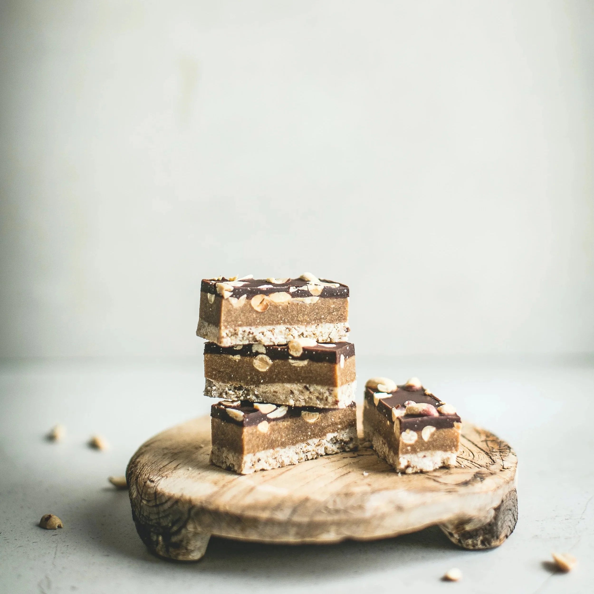 Peanut Butter Crunch Slice (Org. Vg. Gf.)