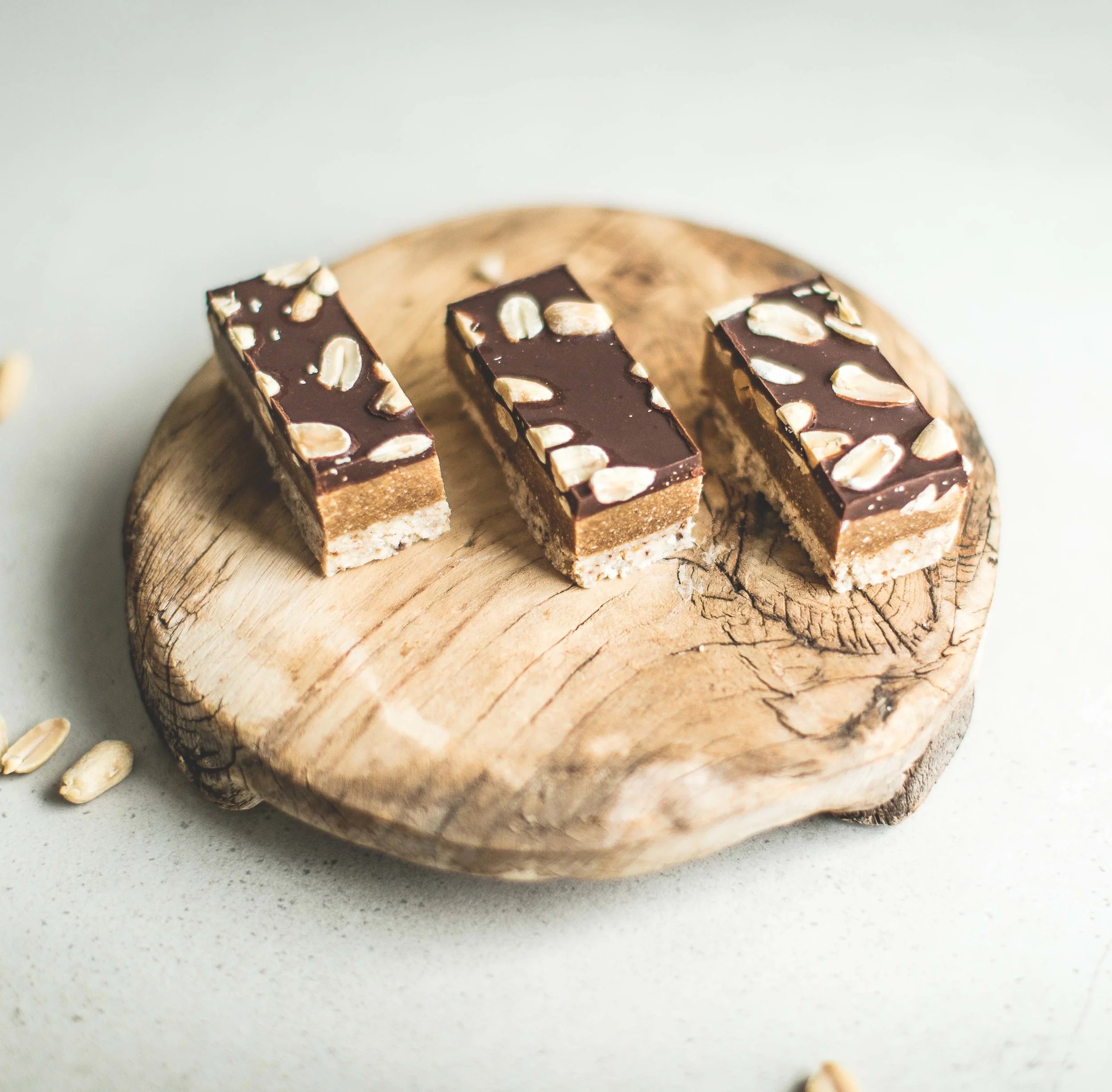 Peanut Butter Crunch Slice (Org. Vg. Gf.)